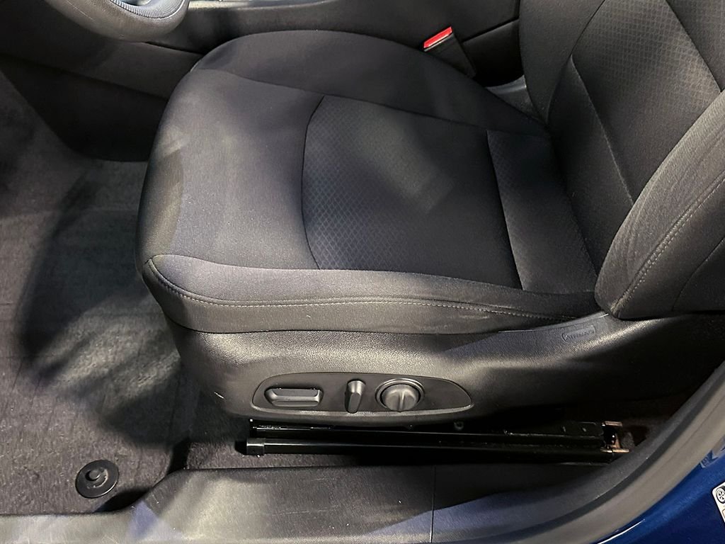 Used 2019 Blue Chevrolet LT image 21