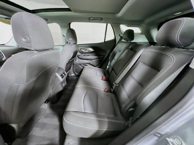 2023 GMC Terrain SLE - Photo 23