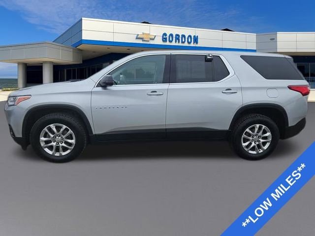 Used 2019 Chevrolet Traverse LS with VIN 1GNERFKW7KJ240148 for sale in Garden City, MI