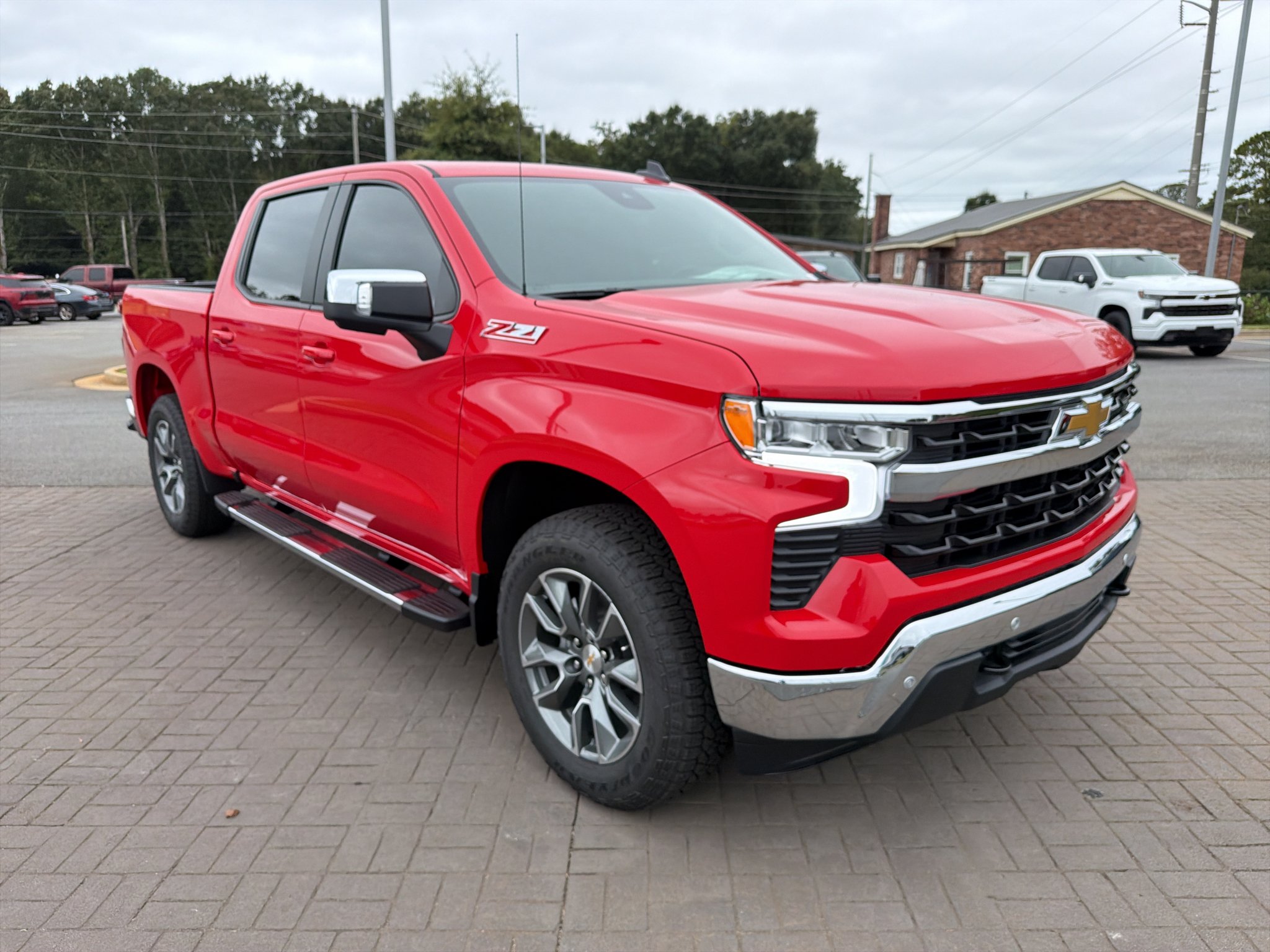2026 Chevrolet Silverado 1500 LT - Photo 10
