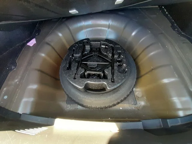 Used 2019 Gray Hyundai SE image 43