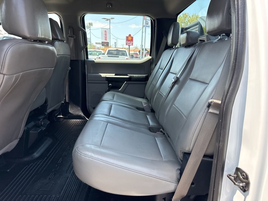 2017 Ford F-350 Super Duty Chassis Cab XL - Photo 15
