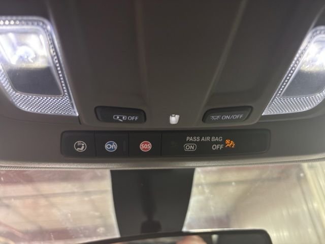 Used 2019 Red GMC SLE image 29