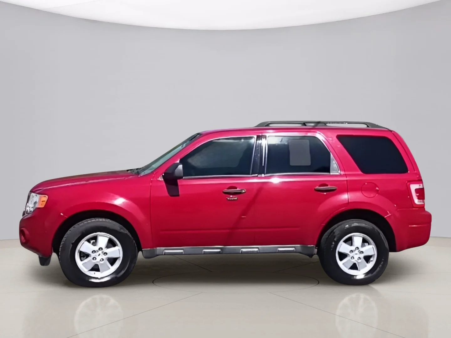 Used 2009 Red Ford  image 2