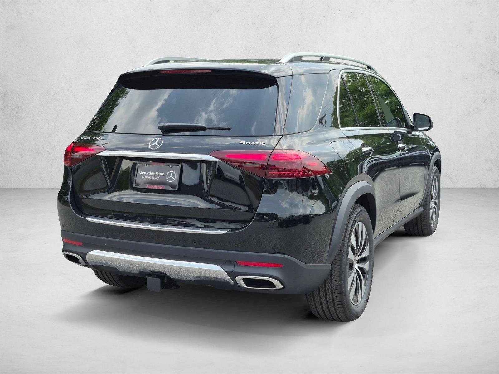 New 2026 Black Mercedes-Benz GLE350 image 2