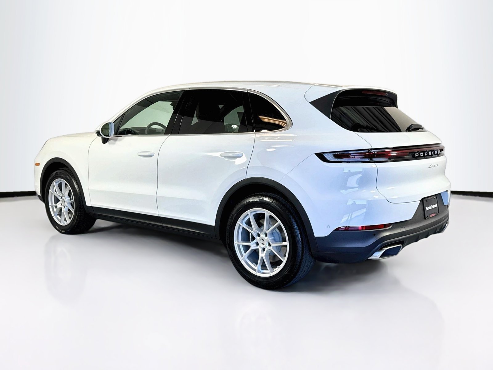 Used 2026 White Porsche  image 3