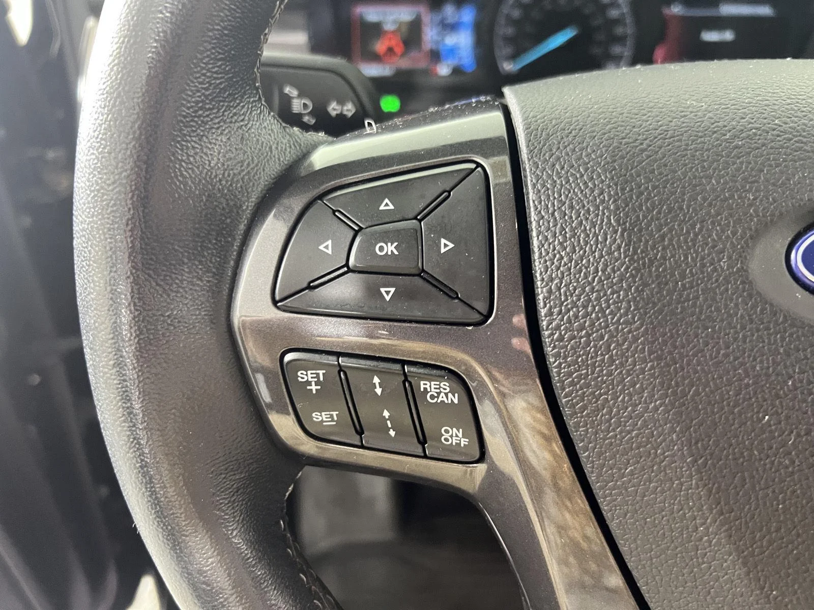 Used 2020 Shadow Black Ford LARIAT image 14