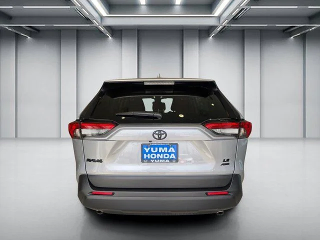 Used 2025 Silver Toyota LE image 6