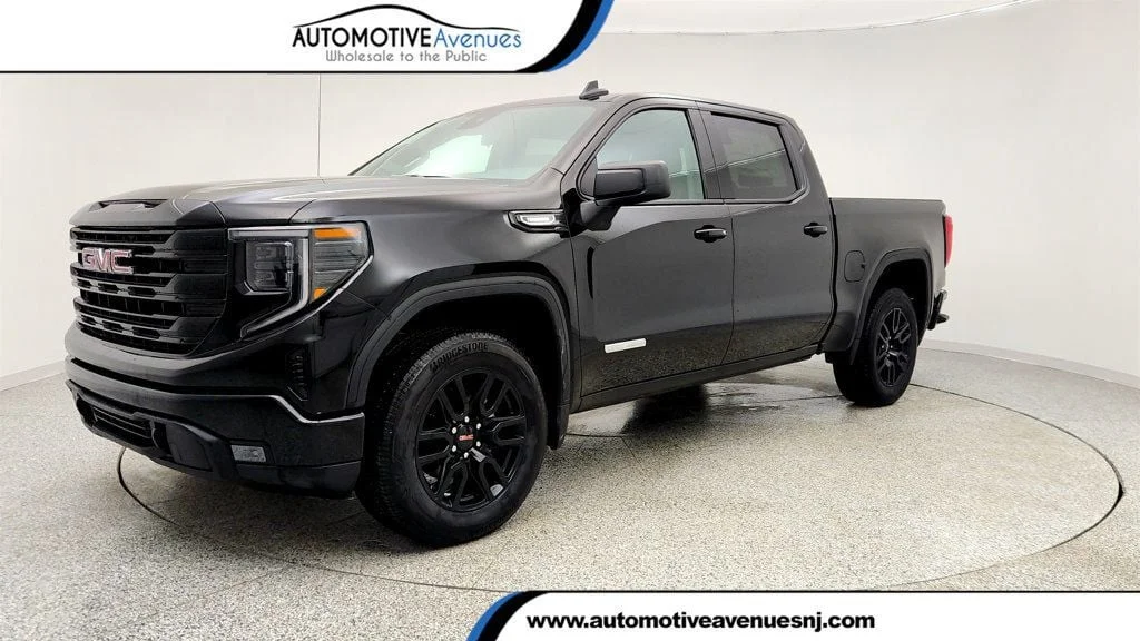 2026 GMC Sierra 4WD Crew Cab Std Box Elevation 3VL's photo