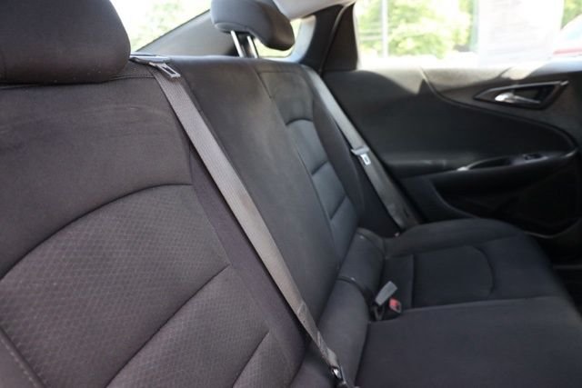 Used 2025 Gray Chevrolet LS image 31