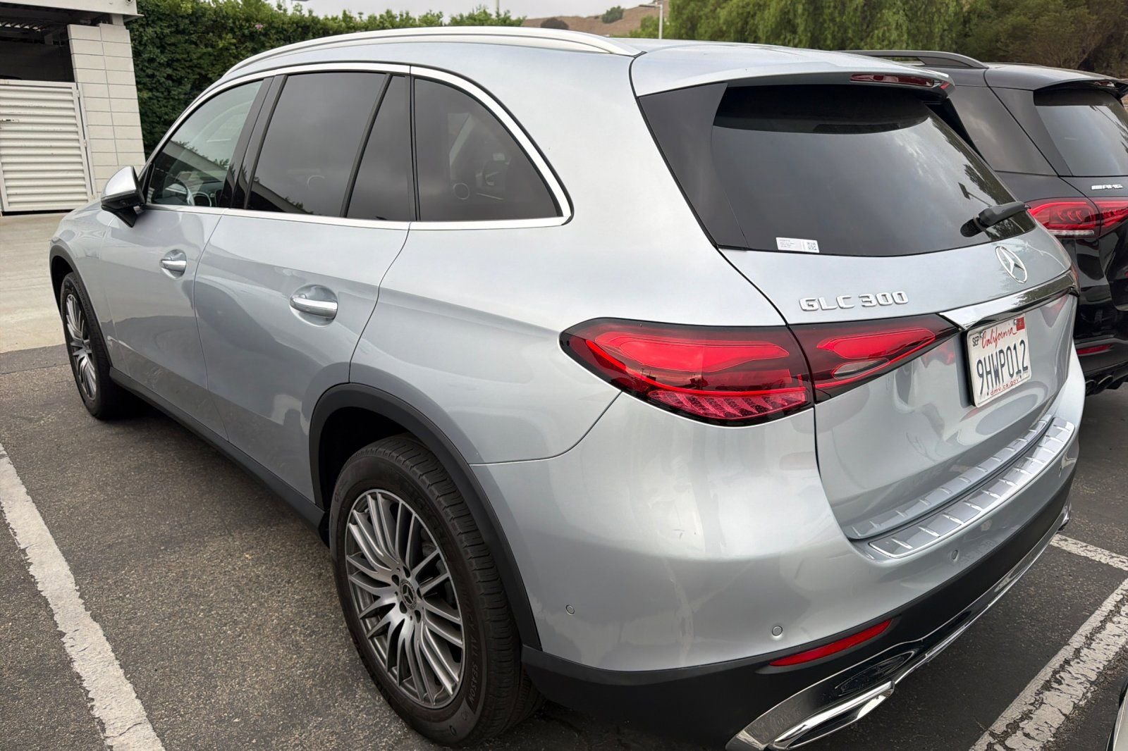 Used 2023 Silver Mercedes-Benz GLC 300 image 9