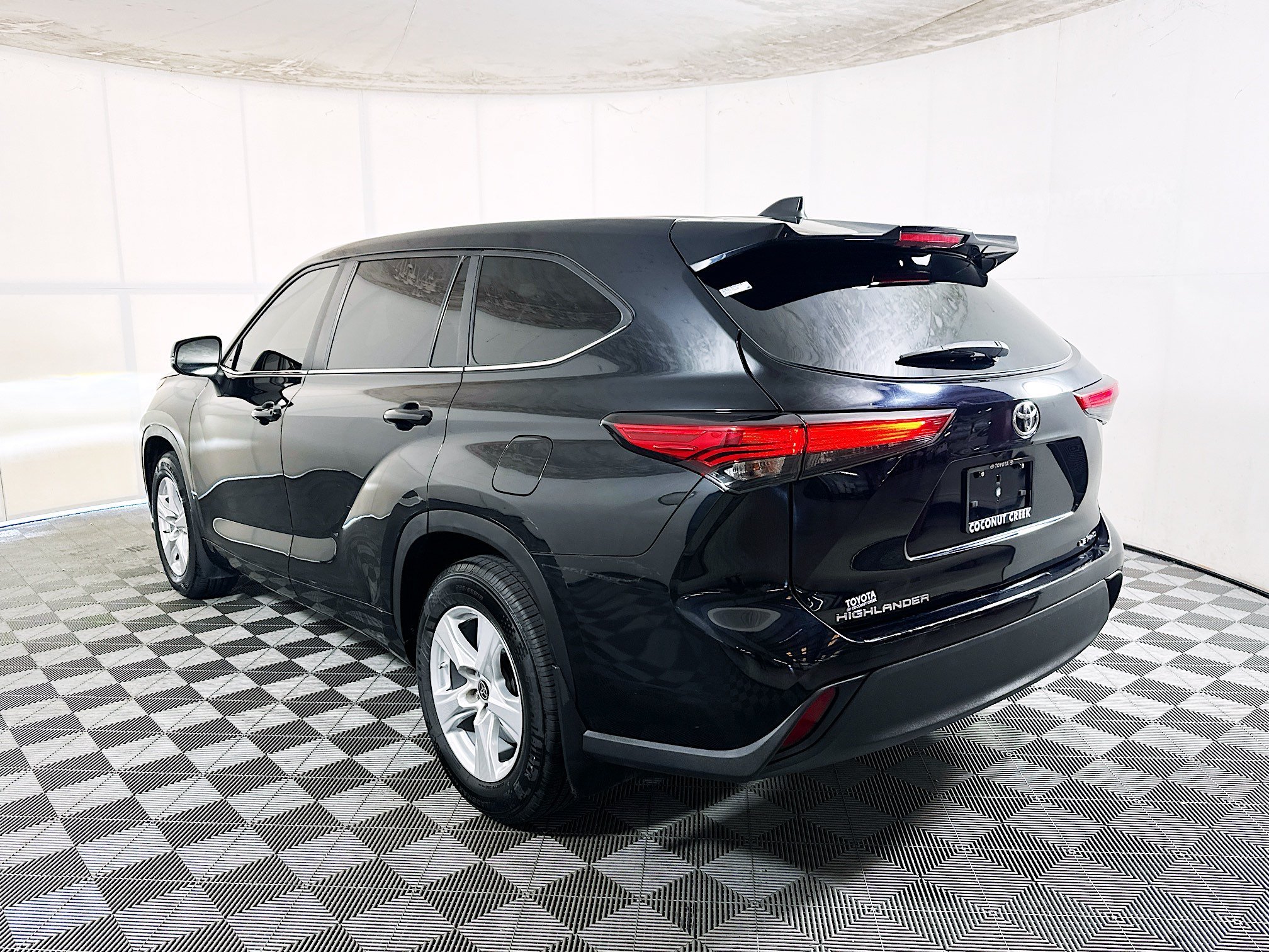Used 2023 Midnight Black Metallic Toyota LE image 5