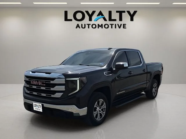 Used 2022 Silver GMC SLE image 1