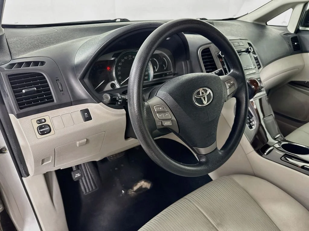 Used 2010 Silver Toyota Base image 9