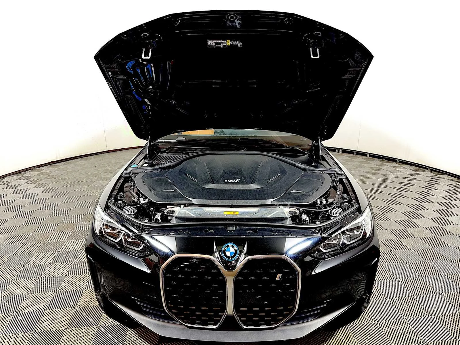 2024 BMW i4 35 - Photo 31