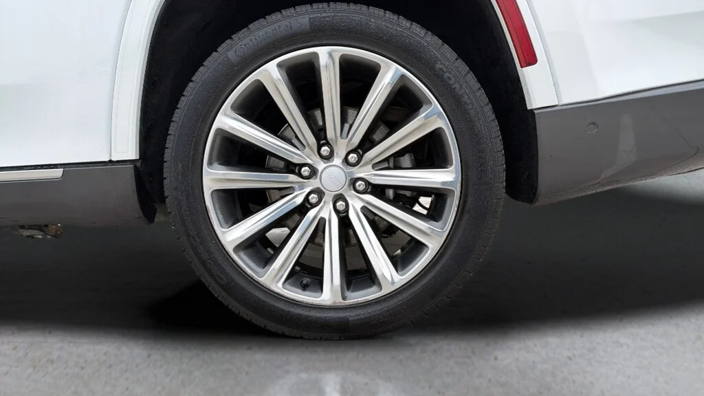 Used 2022 Bright White Clearcoat Jeep Series II image 32