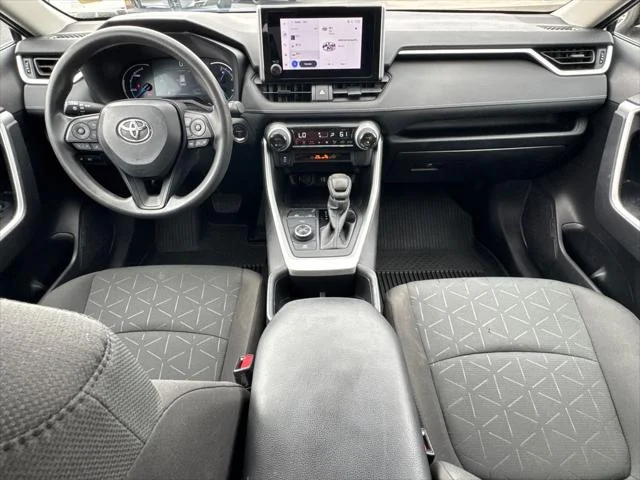 Certified Used 2024 SILVER SKY METALLIC Toyota  image 22
