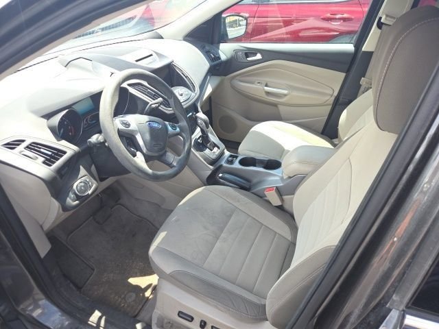 Used 2015  Ford SE image 7