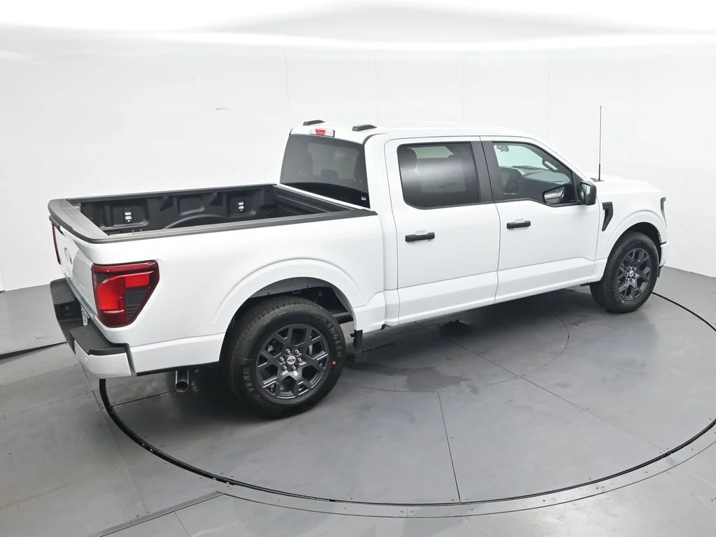New 2026 Oxford White Ford STX® image 27