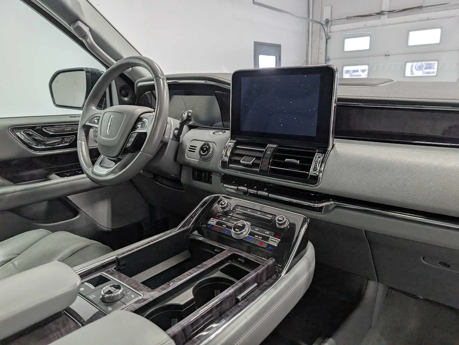 Used 2020 Silver Radiance Lincoln Reserve image 42