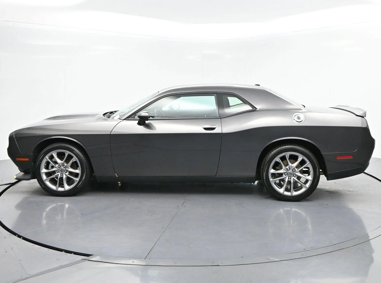 Used 2022 Granite Pearlcoat Dodge GT image 4