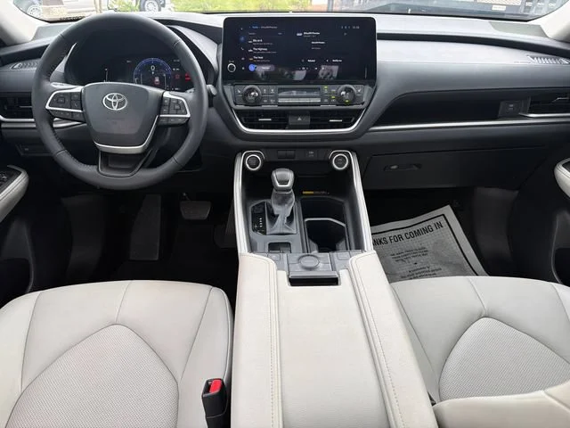 Used 2026 White Toyota LE image 23