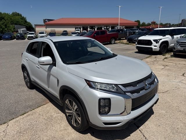 2023 Mitsubishi Outlander Sport 2.0 SE AWC CVT's photo