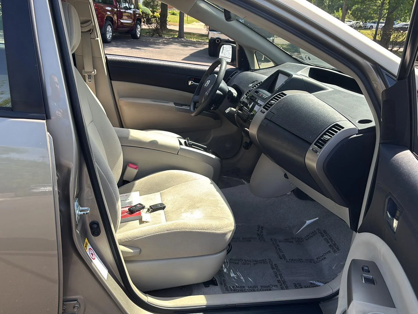 Used 2008 Driftwood Pearl Toyota Base image 11