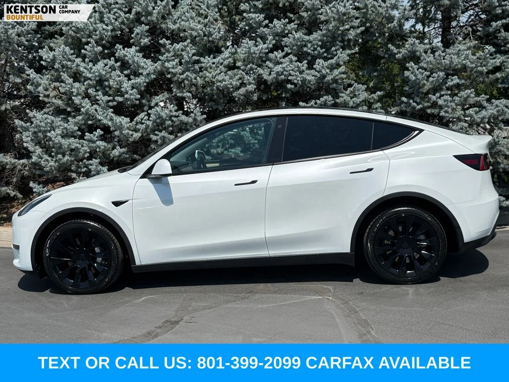 Used 2023 White Tesla Long Range image 4