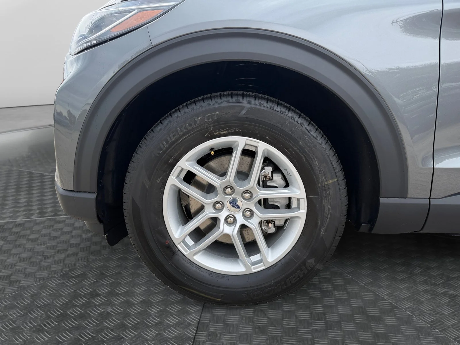 New 2026 Carbonized Gray Metallic Ford Active image 9