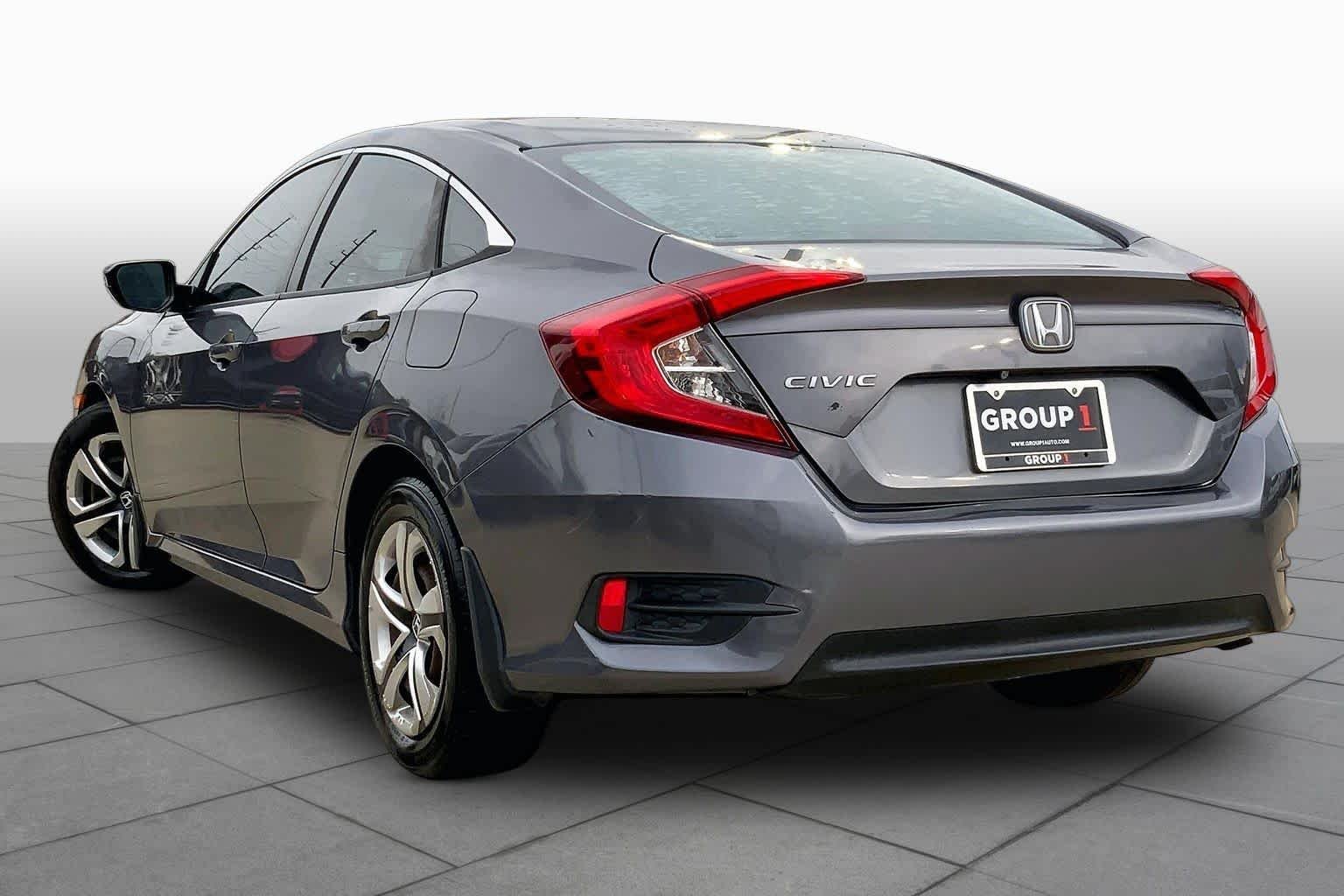 Used 2016  Honda LX image 11