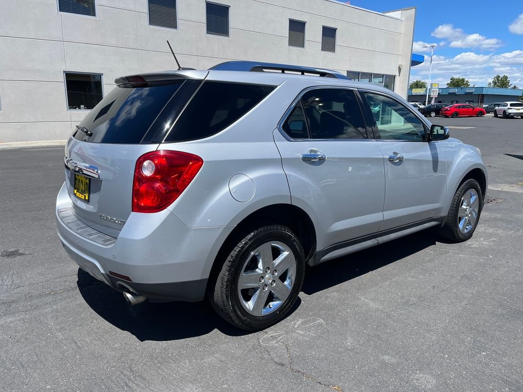 Used 2015 Silver Chevrolet LTZ image 5