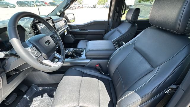 New 2026 Carbonized Gray Metallic Ford Lariat® image 17