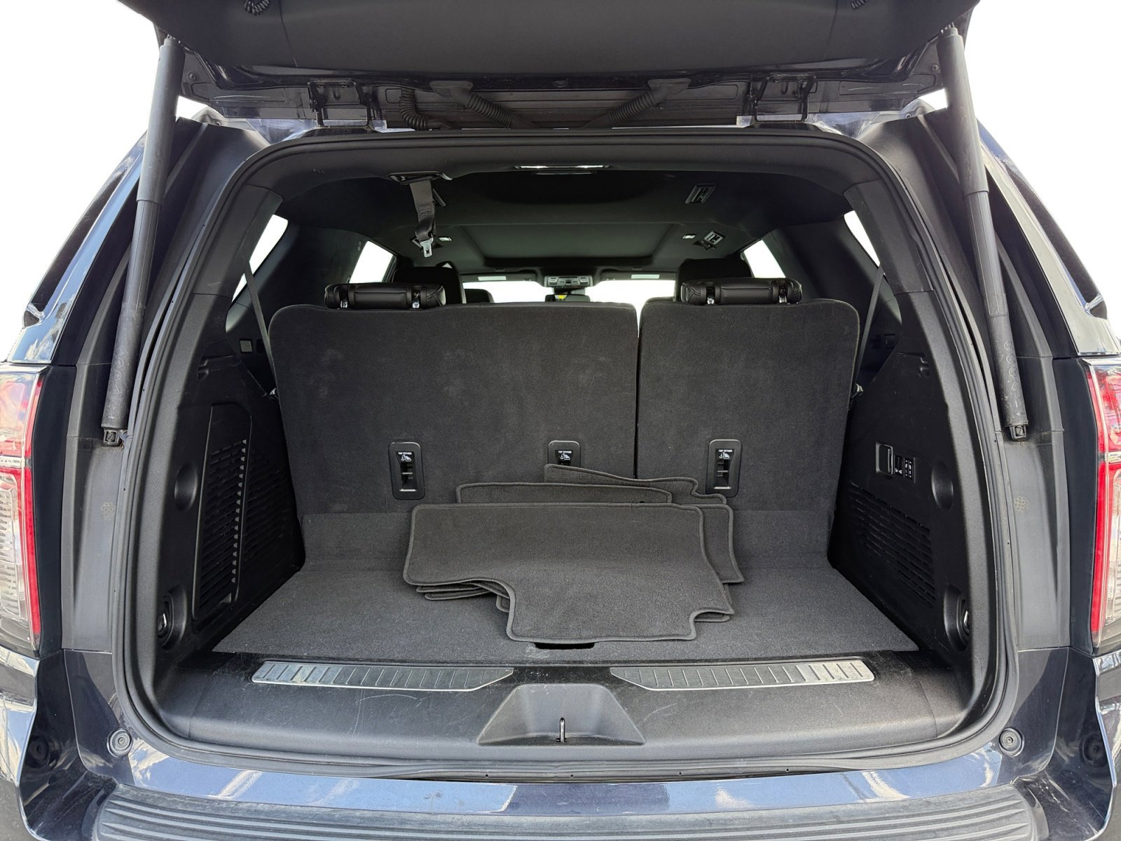 Used 2023 Ash Chevrolet Z71 image 17