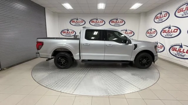New 2026 Iconic Silver Metallic Ford XLT image 13