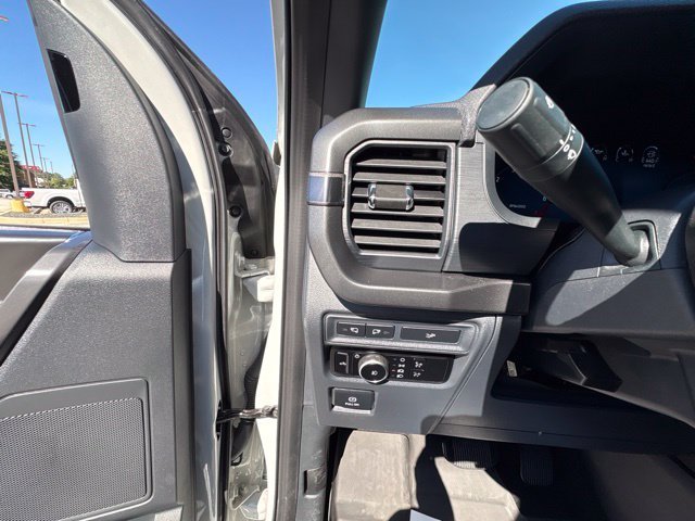 Certified Used 2024 Avalanche Ford XLT image 17