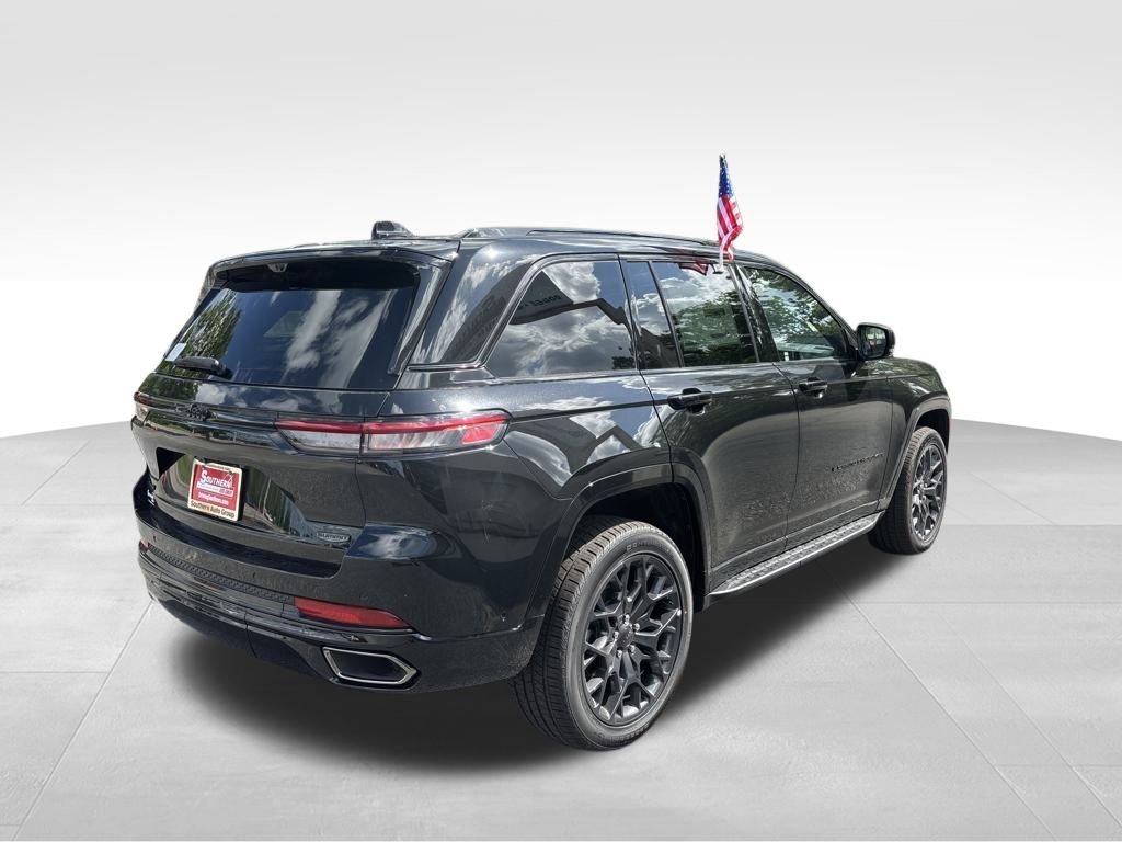 Used 2025 Black Jeep Summit image 8