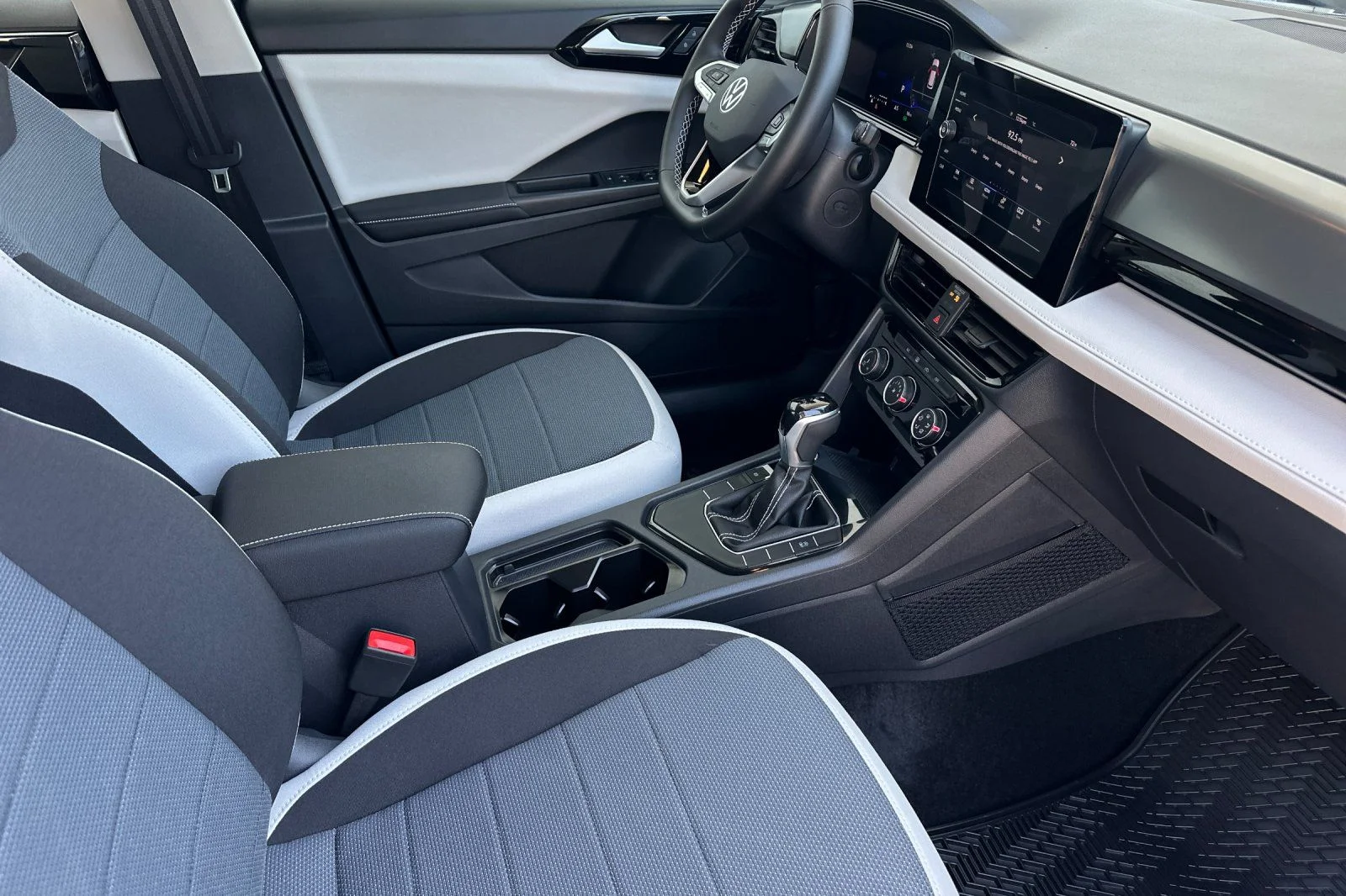 New 2026 Black Volkswagen 1.5T S image 14