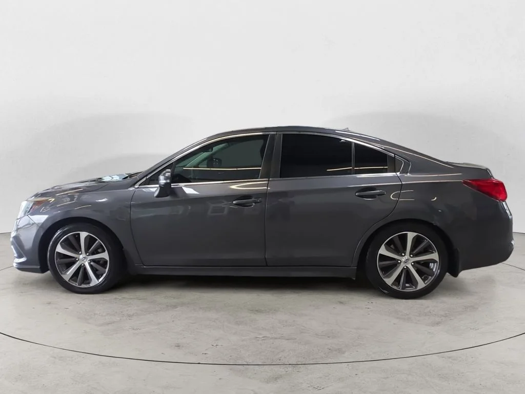 Used 2019 Gray Subaru 2.5i image 8