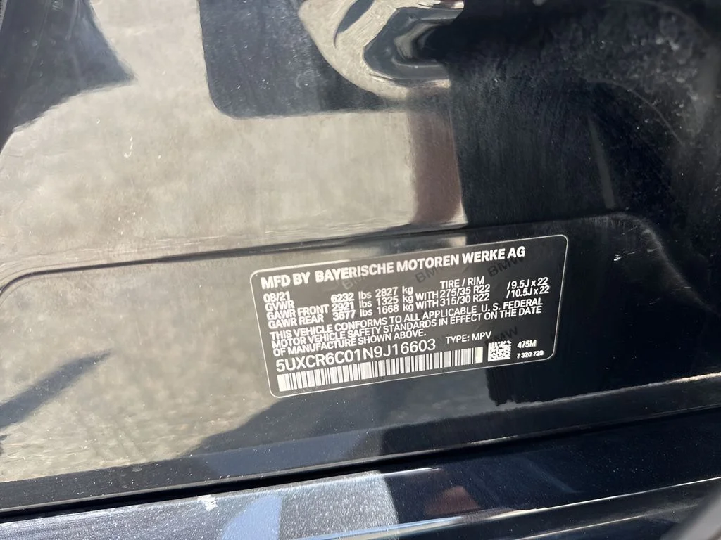 Used 2022 Black BMW xDrive40i image 34