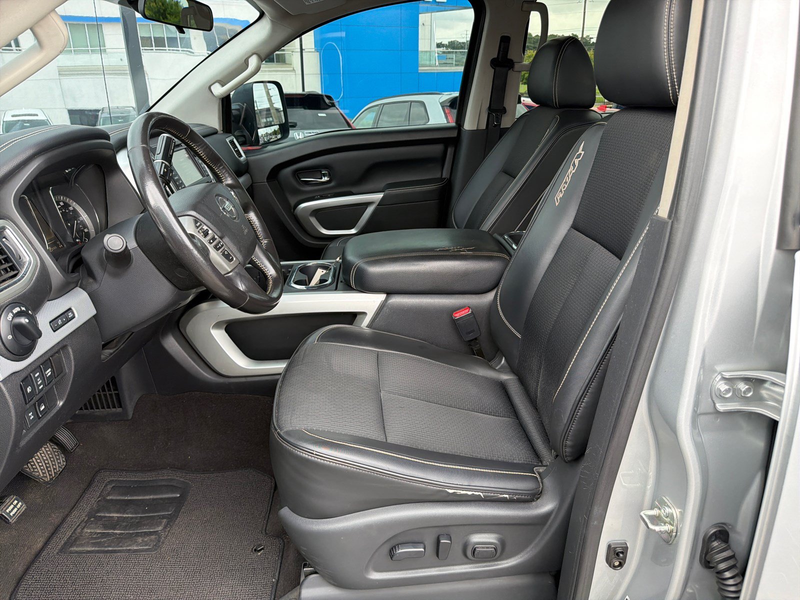 Used 2018 Brilliant Silver Nissan PRO-4X image 9