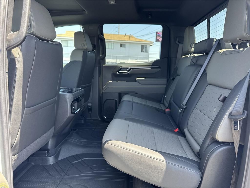 2026 Chevrolet Silverado 1500 ZR2 - Photo 27