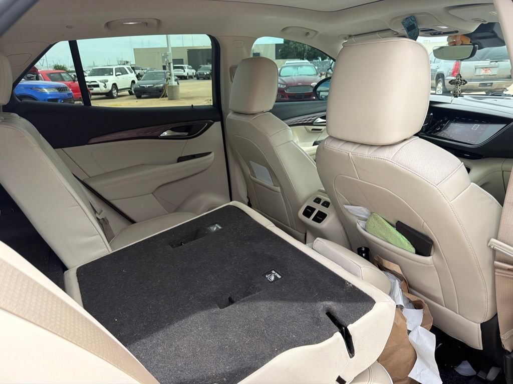 Used 2023 Sapphire Metallic Buick Avenir image 9