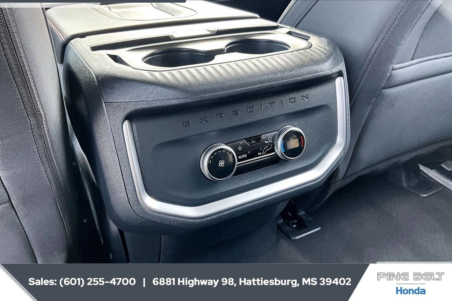 Used 2025 Space Silver Ford Active image 25