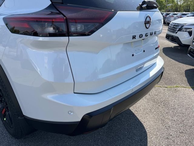 New 2026 Everest White Pearl TriCoat Nissan Rock Creek® image 10