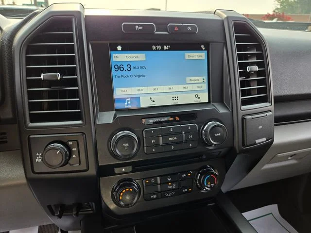Used 2018 Gray Ford XL image 27