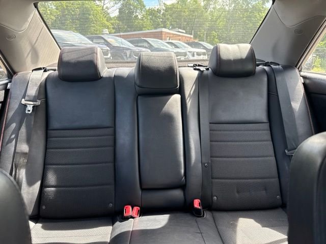 Used 2016 Gray Toyota SE image 19