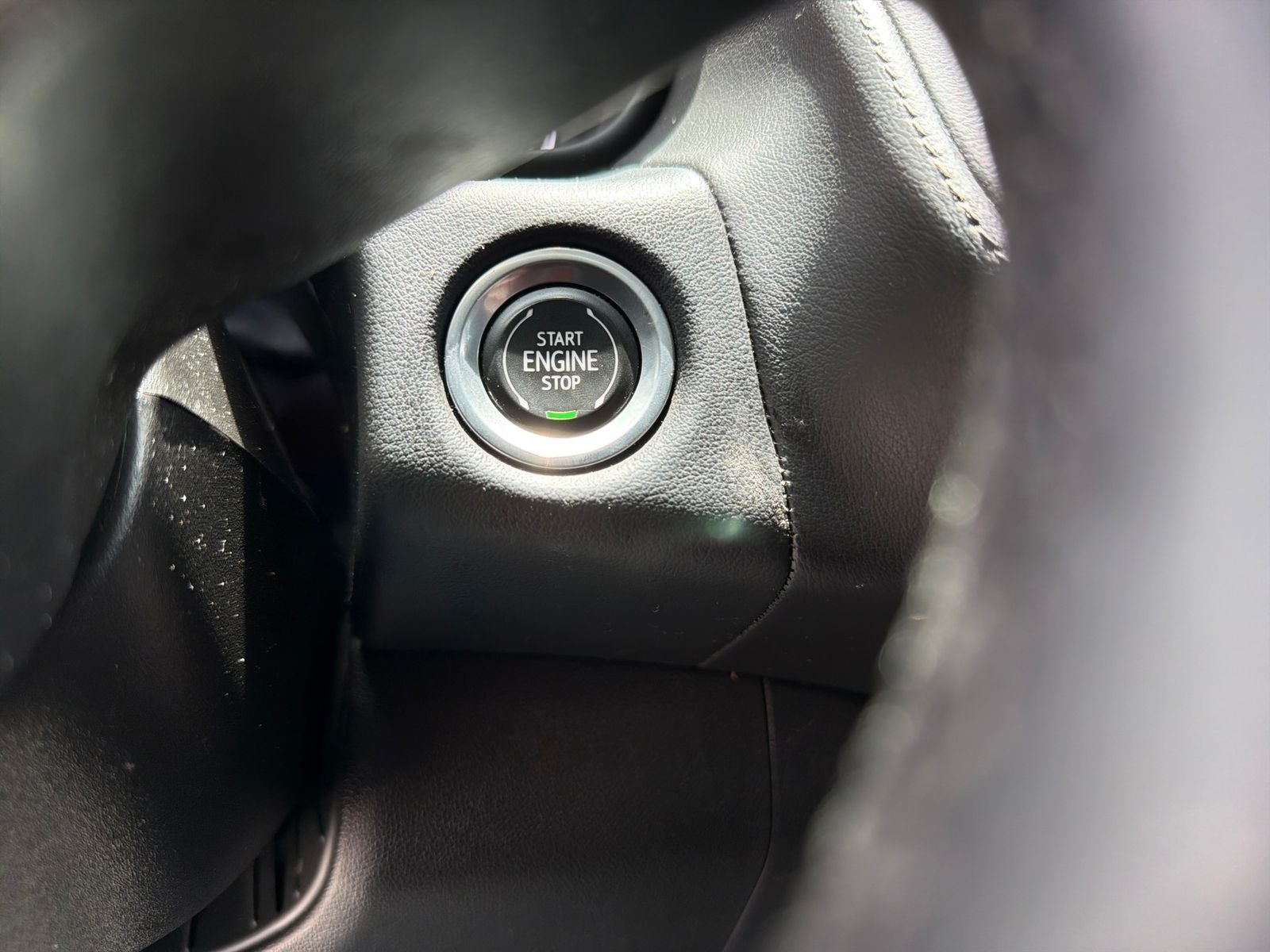 Used 2021 Black Chevrolet Z71 image 21