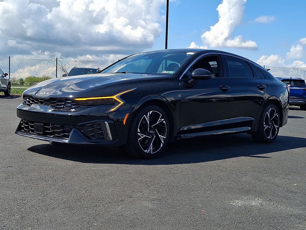 Certified Used 2025 Black Kia GT-Line image 3