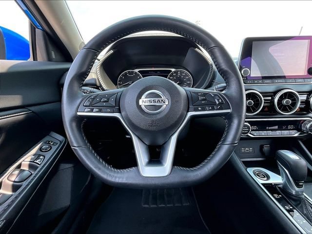 Used 2021 Electric Blue Met Nissan SV image 16